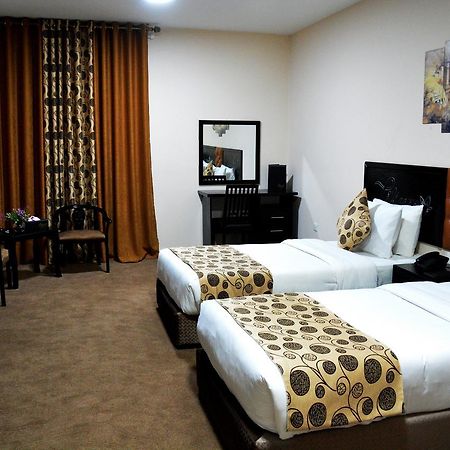 Lilium Hotel Safut 외부 사진