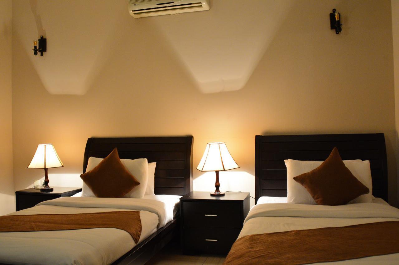 Lilium Hotel Safut 외부 사진