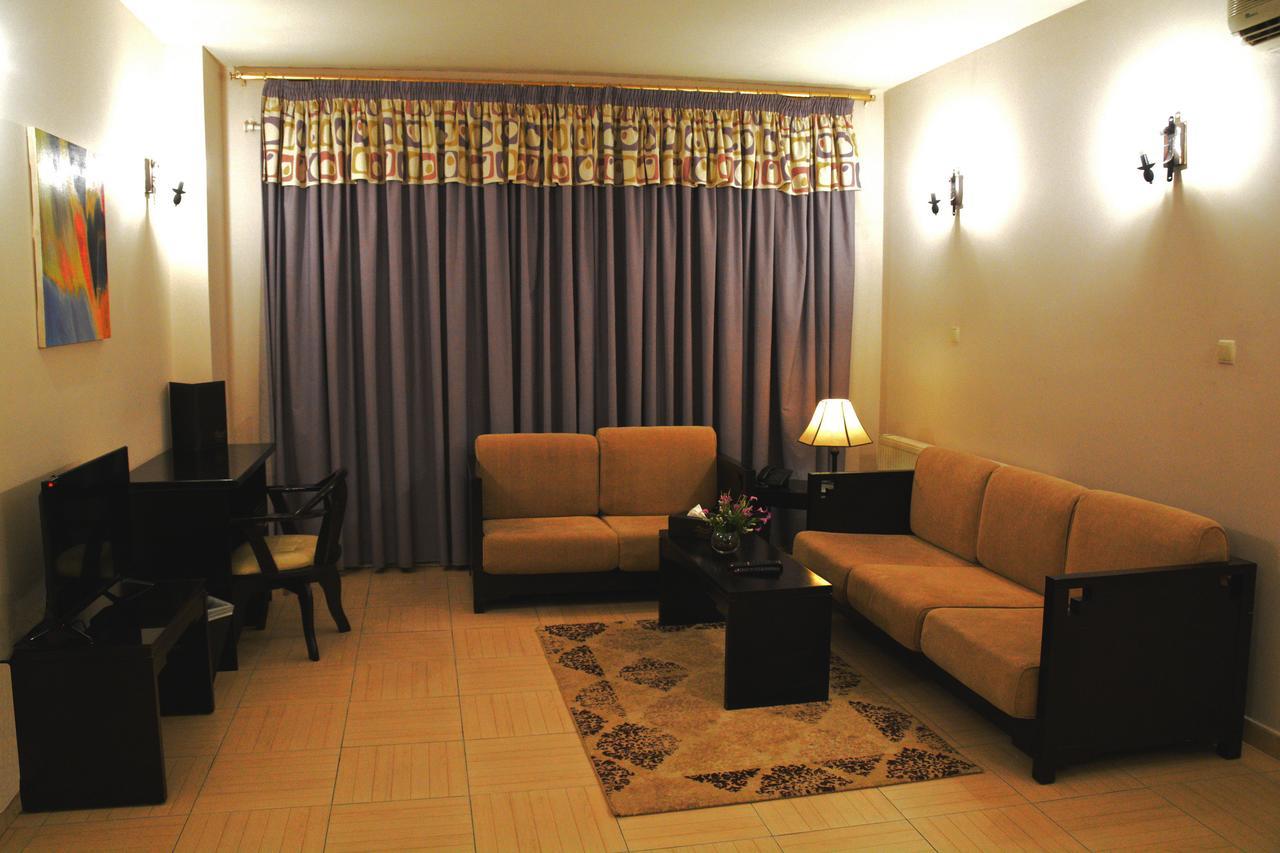 Lilium Hotel Safut 외부 사진