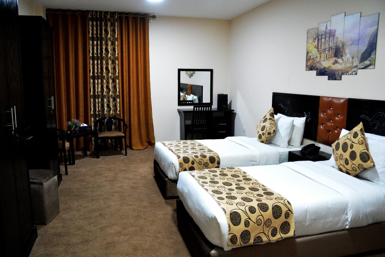 Lilium Hotel Safut 외부 사진